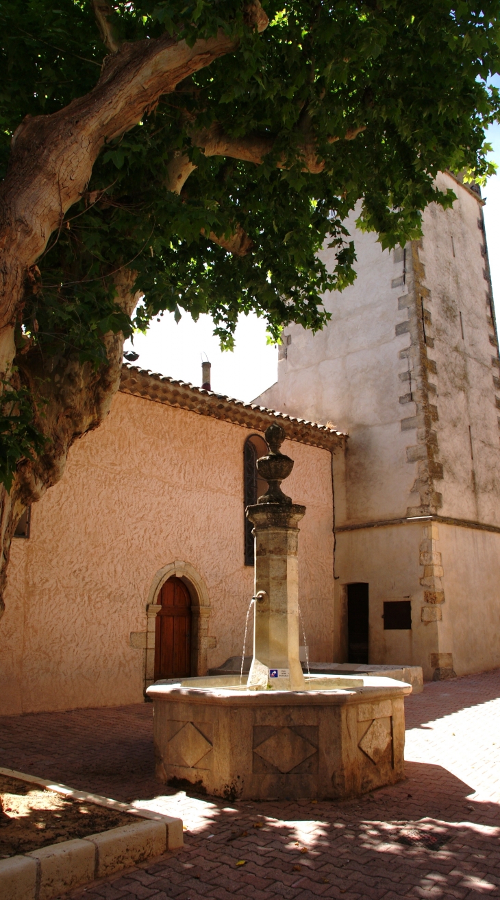 *église Saint-Pierre ( 1622 ) - Le Castellet