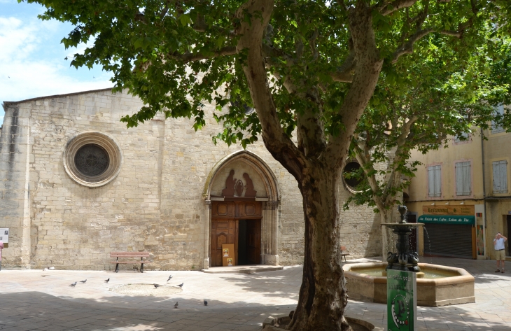 .église Saint-Sauveur 13/15 Em Siècle - Manosque