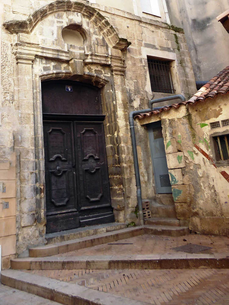 Rue Grande :; porte - Manosque