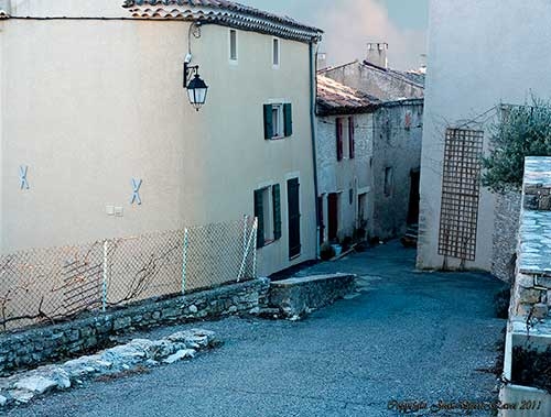 Une rue de Montfuron