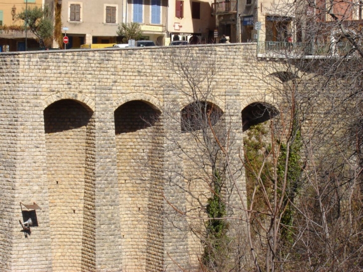 Dans le village - Moustiers-Sainte-Marie