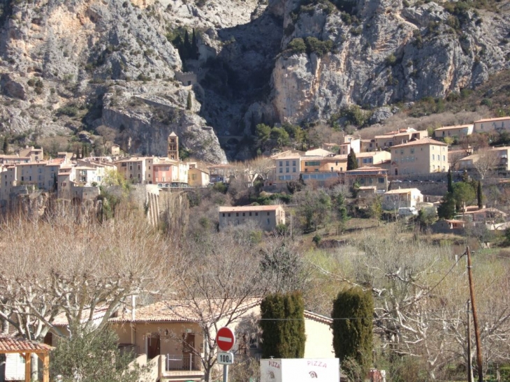 Le village - Moustiers-Sainte-Marie