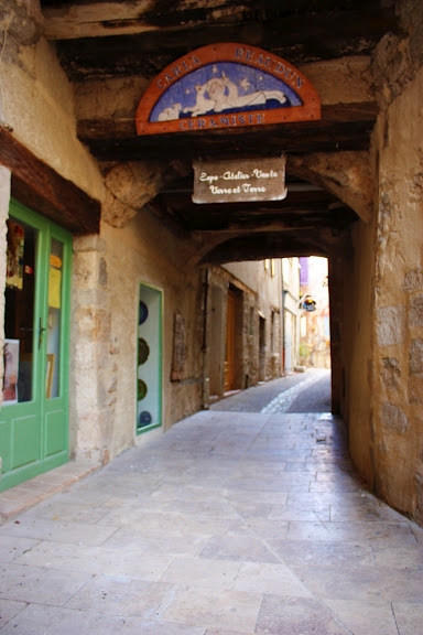 Ruelle de Moustiers Ste Marie - Moustiers-Sainte-Marie