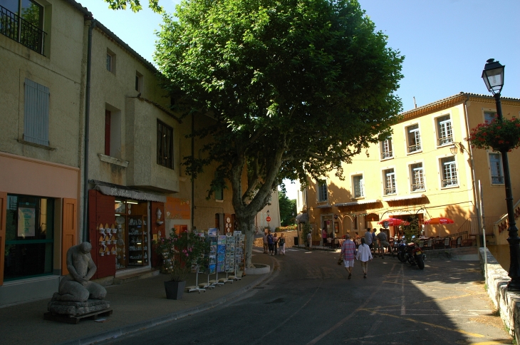  - Moustiers-Sainte-Marie