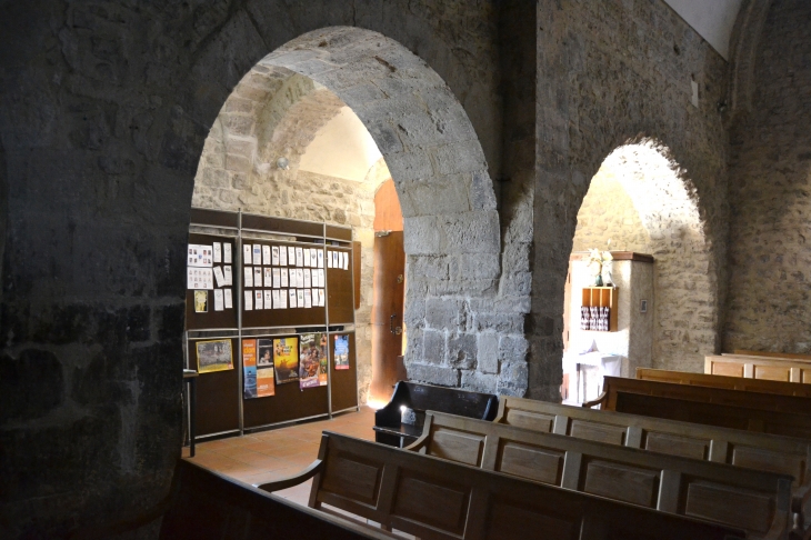 !église Saint-Pierre 12 Em Siècle - Pierrevert