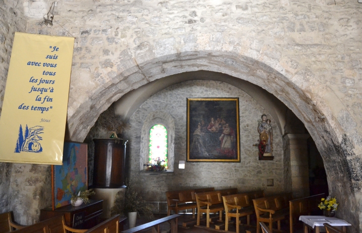 !église Saint-Pierre 12 Em Siècle - Pierrevert