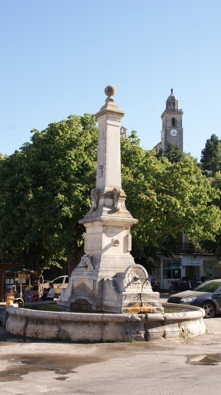 Fontaine  ( 1880 ) - Reillanne