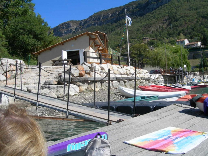 Club ski nautique - base du Touron - Saint-Julien-du-Verdon