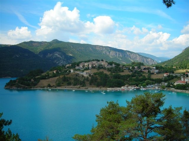 Saint Julien du Verdon - base nautique du Touron - Saint-Julien-du-Verdon