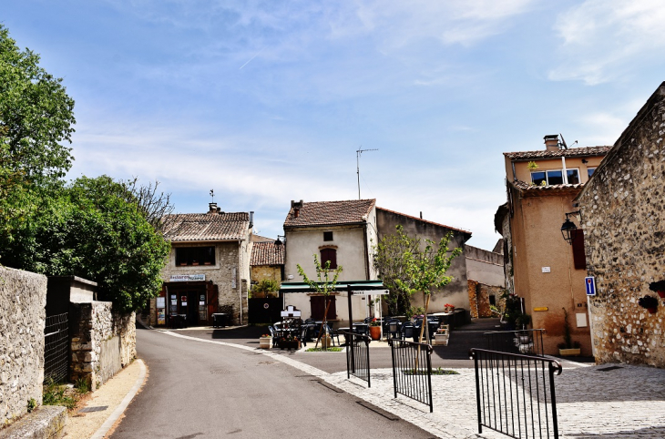 La Commune - Saint-Laurent-du-Verdon