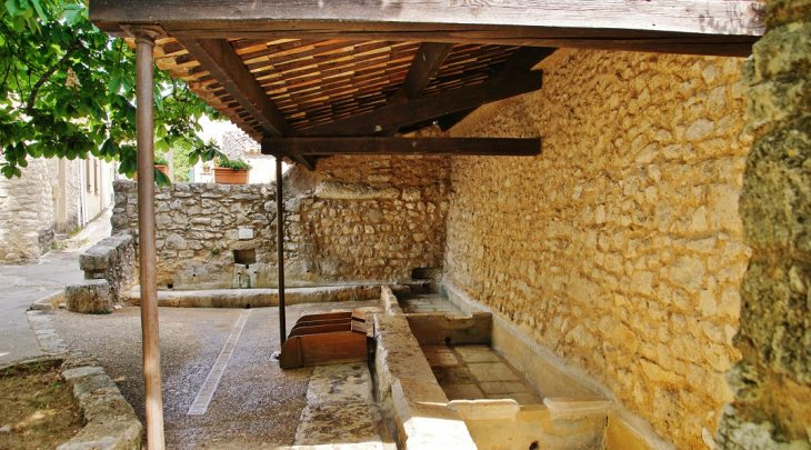 Le Lavoir - Saint-Laurent-du-Verdon