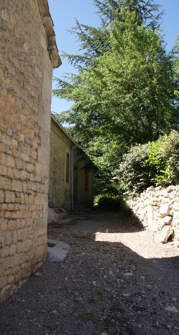 Lincel commune de Saint-Michel L-Observatoire - Saint-Michel-l'Observatoire