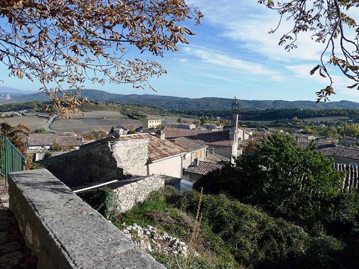 Vue sur le village du bas - Saint-Michel-l'Observatoire