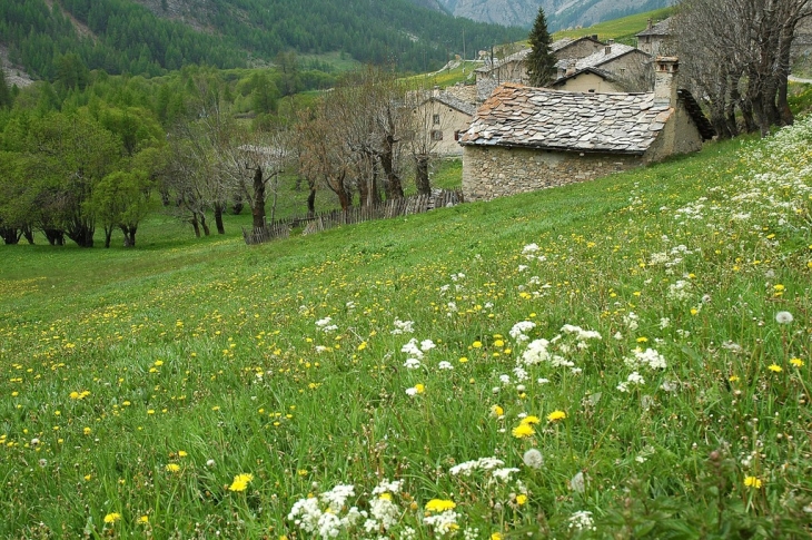 HAUTE VALEE DE L' UBAYE - Saint-Paul-sur-Ubaye