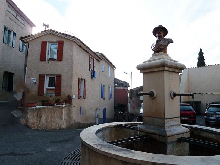 Fontaine - Villeneuve