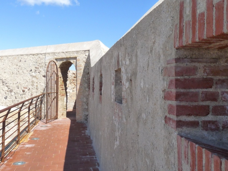 Sur les remparts - Antibes