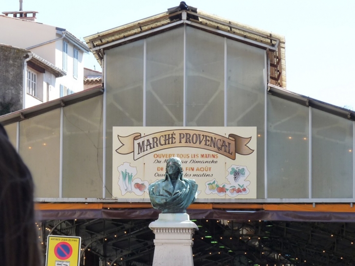 Le marché provencal - Antibes