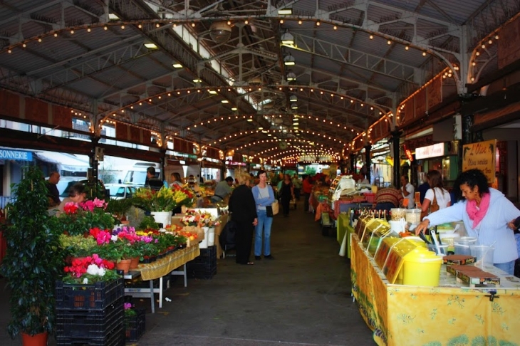 Le marché provençal d'Antibes