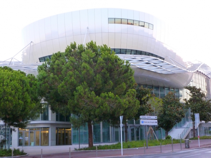 Juan les Pins, palais des congrés - Antibes