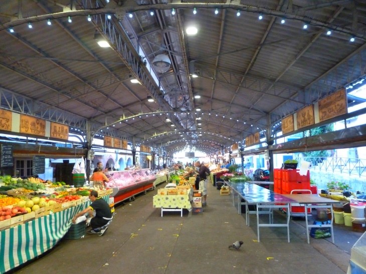 Antibes marché provençal