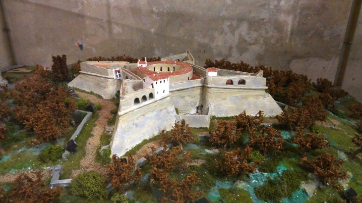 Antibes-Le Fort Carré (maquette) 02