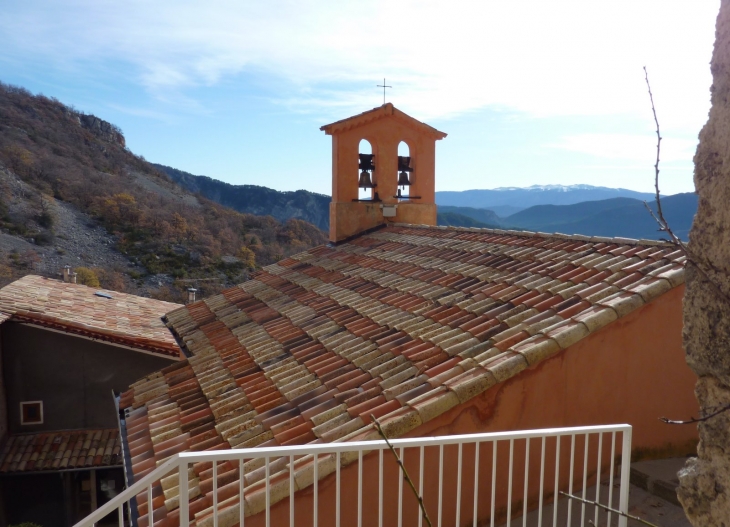 L'église vue du Nord  - Auvare