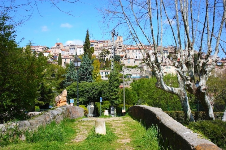 Le vieux pont - Biot