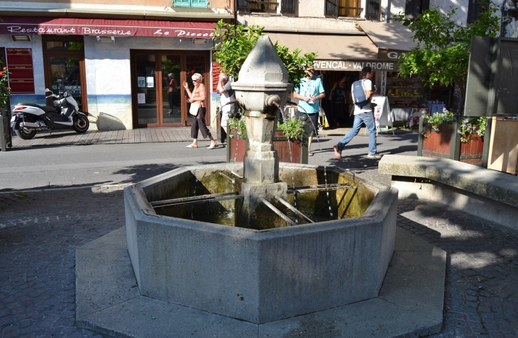 Fontaine - Biot