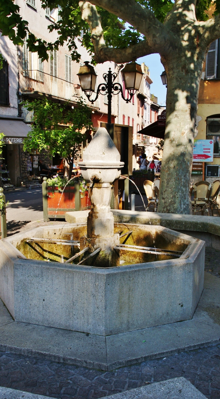 Fontaine - Biot