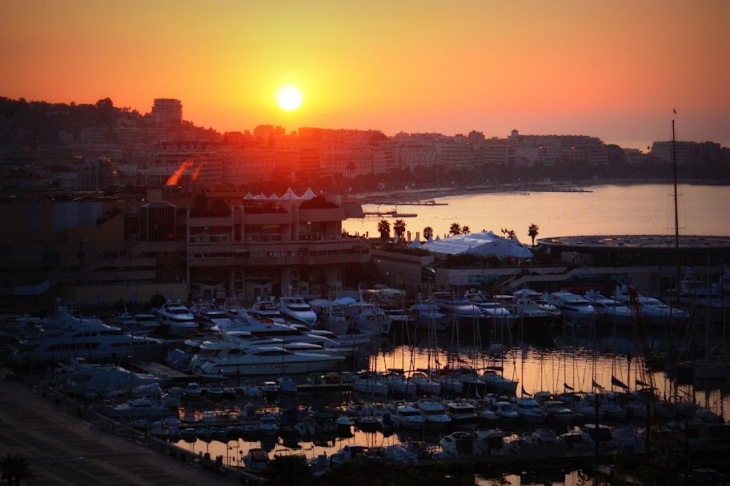 Très tôt le matin - Cannes