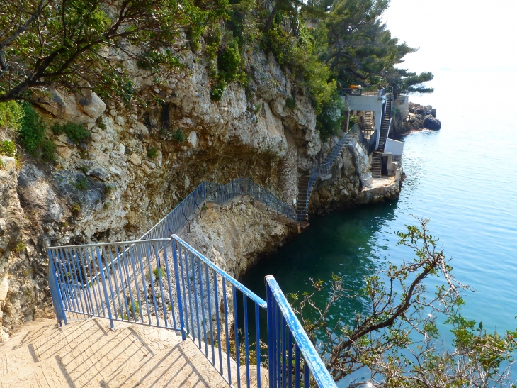 Sentier du littoral - Cap-d'Ail