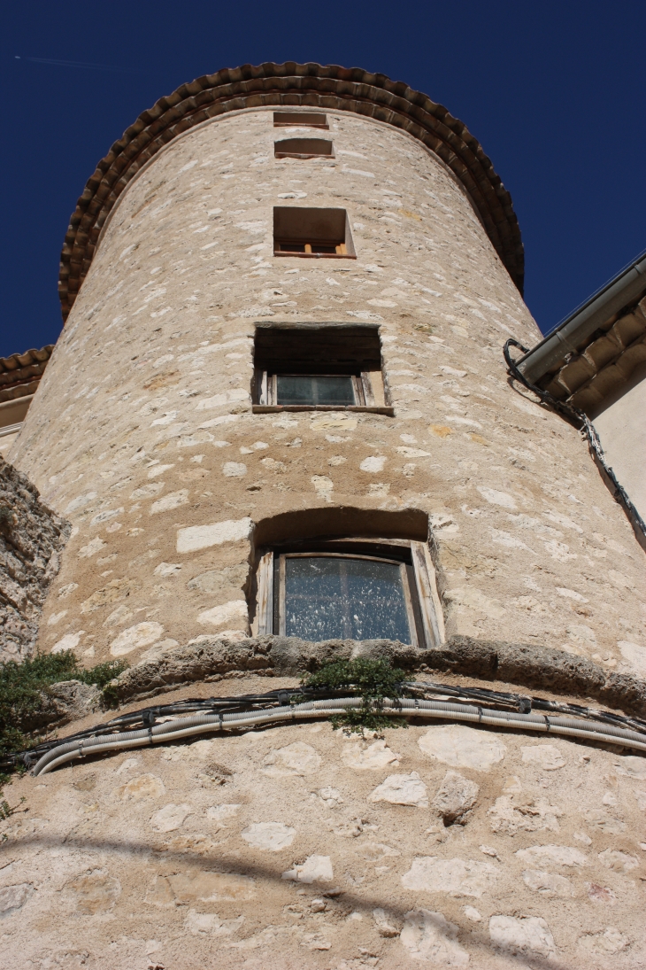 Tour du château - Carros