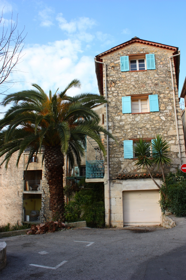 Ruelle de Châteauneuf de Grasse - Châteauneuf-Grasse