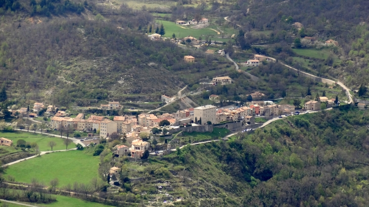 Vue générale depuis le Cheiron - Cipières