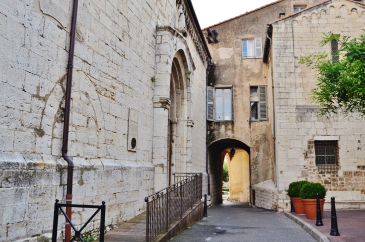 *Cathédrale Notre-Dame du Puy - Grasse