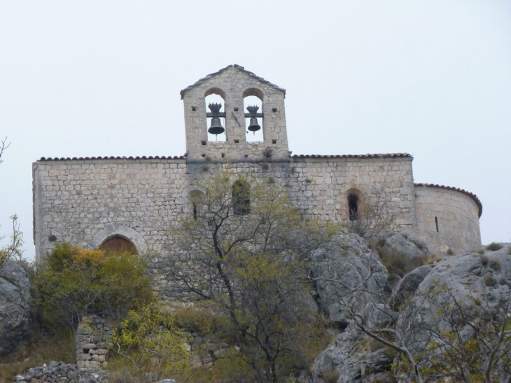 Gréolières  église paroissiale saint Etienne