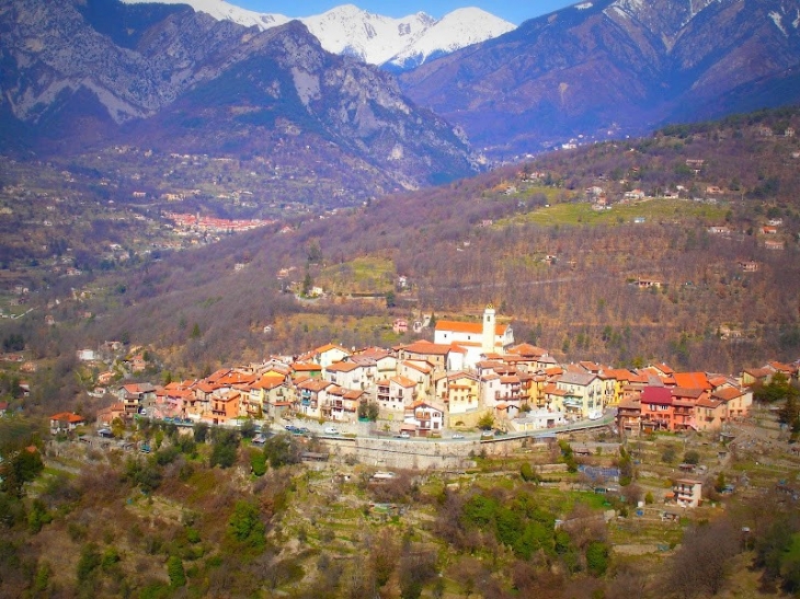 Le village de la Bollene sur Vésubie - La Bollène-Vésubie