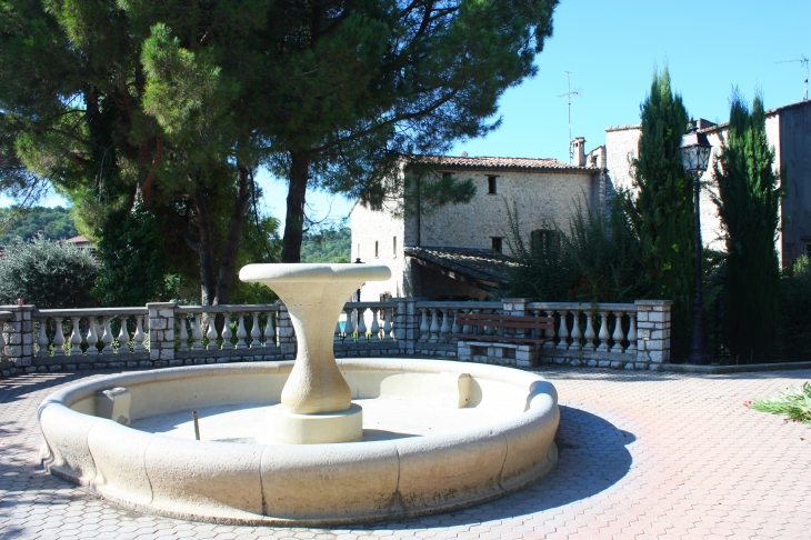 Fontaine de La colle sur Loup - La Colle-sur-Loup