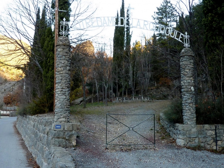 Sur la route d'Accès  - La Croix-sur-Roudoule