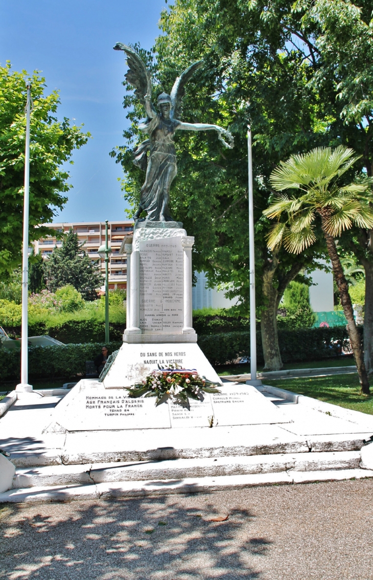 Monument aux Morts - Le Cannet