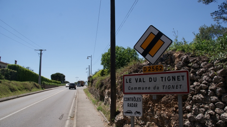 Le Val du Tignet ( Commune du Tignet ) - Le Tignet