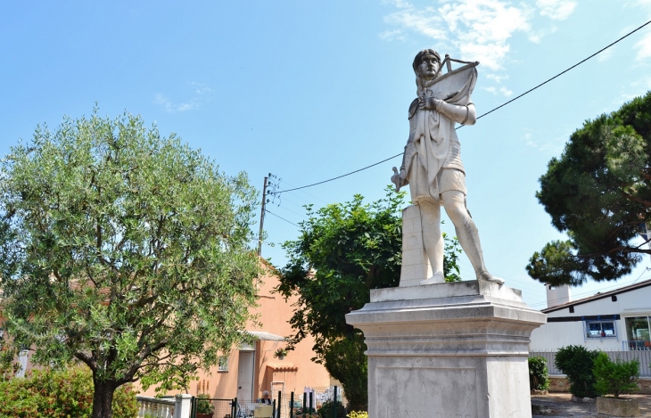 Statue - Mandelieu-la-Napoule