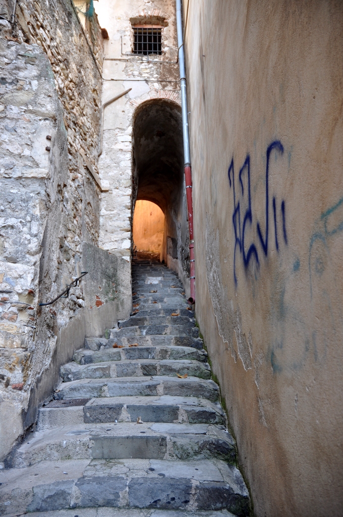 Ruelle Vieux Menton