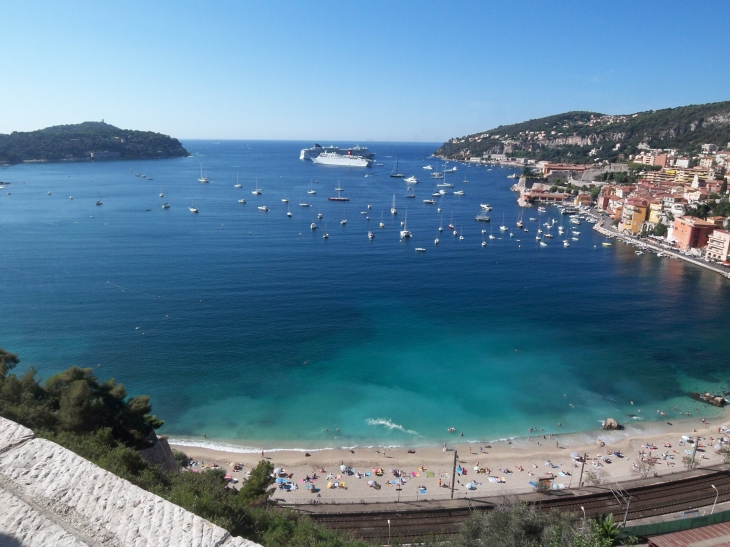 Crique vue de Menton