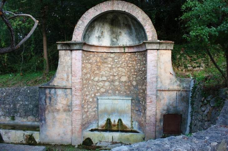 Fontaine de Mougins