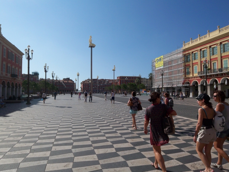 Place Macena à Nice