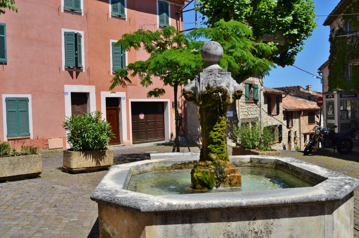 La Fontaine - Peymeinade