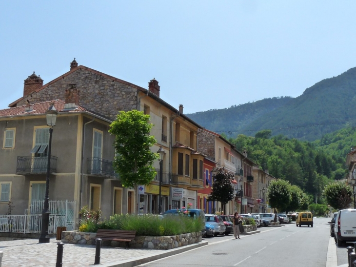 Avenue Philippe Corniglion Molinier - Roquebillière