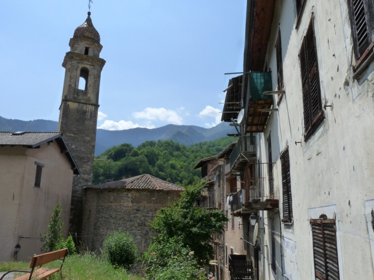 Chapelle Sainte Croix des pénitents blancs - Roquebillière