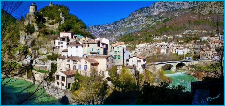 Le village de Roquesteron-Grasse - Roquestéron-Grasse